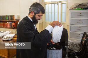 هم‌دستی ربیعی و تندروها علیه "ارز ترجیحی و کالابرگ"/ فعال شدن ستاد پشتیبانی دشمن از درون