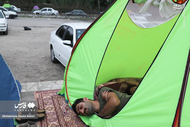 عکس/ اتراق مسافران تابستانی در سواحل چالوس