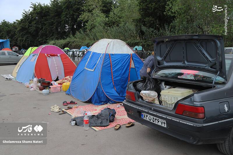 عکس/ اتراق مسافران تابستانی در سواحل چالوس