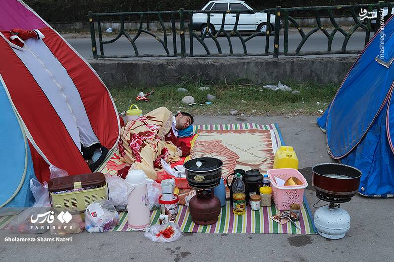 عکس/ اتراق مسافران تابستانی در سواحل چالوس