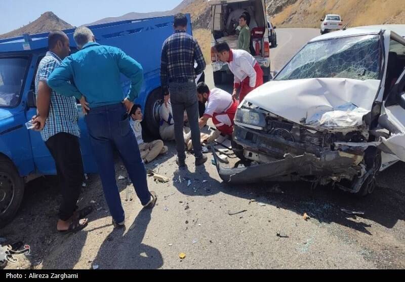 مصدومیت ۱۰ نفر در ۲ تصادف جاده‌ای کردستان