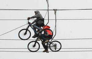 عکس/ هیجان در پل ماجراجویی کلاردشت