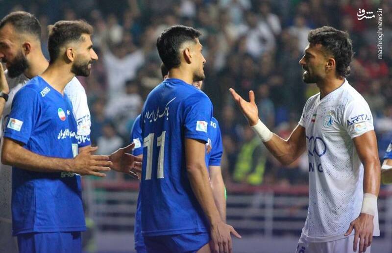 رضاییان یک تنه استقلال را زمین زد