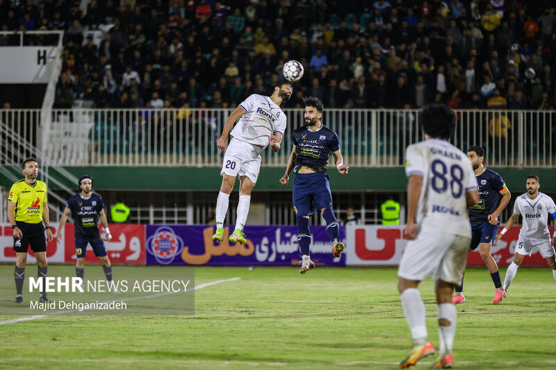 ملوان،تيم،چادرملو،زرد،تساوي،كارت،گل،بازي،بازيكنان