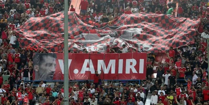 بنر هواداران پرسپولیس برای وحید امیری + عکس 2