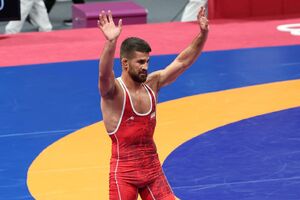 صعود سخت یونس امامی به جمع 8 نفر + فیلم