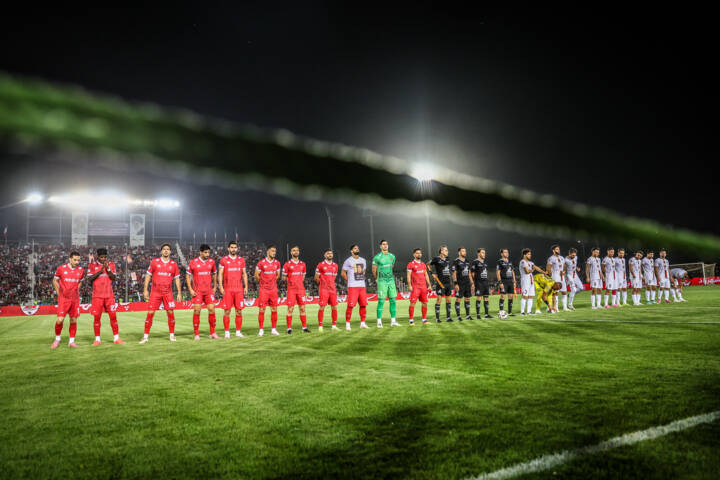 تصمیم عجیب هاشمیان در بازی مقابل فولاد؛ تعویضی که ترمز پرسپولیس را کشید