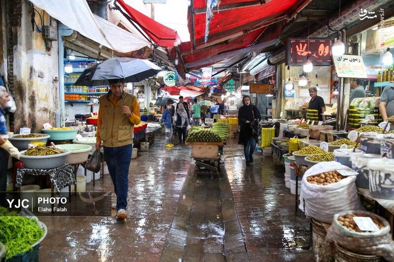عکس / بدرقه‌ی تابستان با بارش باران در رشت 8