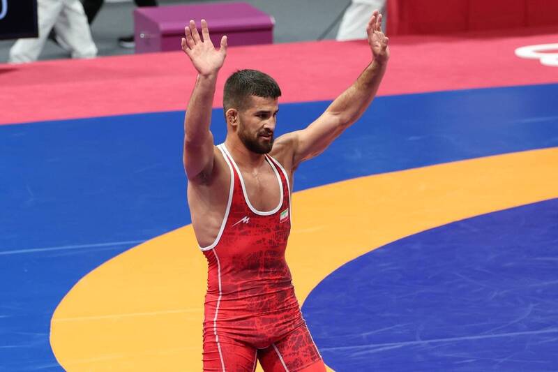 امامي،پيروز