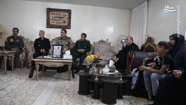 دیدار سرلشکر موسوی با خانواده شهدای جنگ ۱۲ روزه+ عکس
