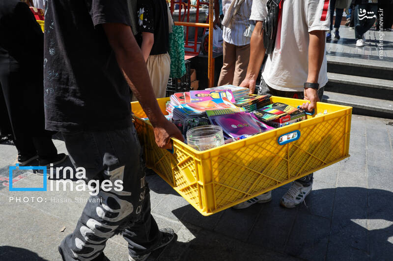 عکس/ بازار نوشت افزار در آستانه آغاز سال تحصیلی