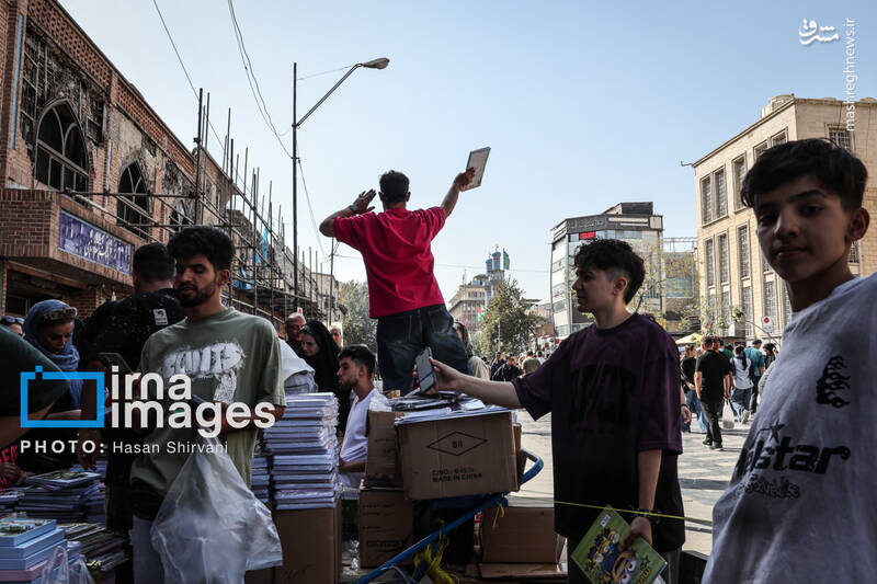 عکس/ بازار نوشت افزار در آستانه آغاز سال تحصیلی