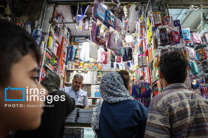 عکس/ بازار نوشت افزار در آستانه آغاز سال تحصیلی