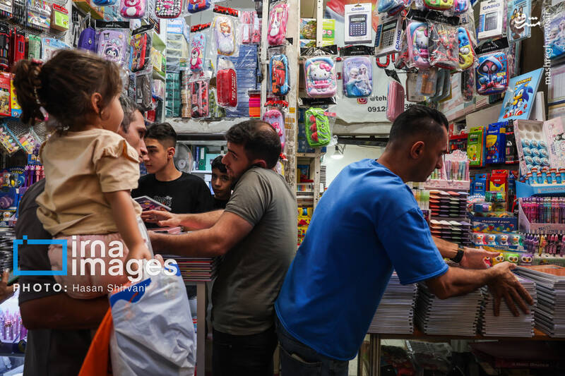 عکس/ بازار نوشت افزار در آستانه آغاز سال تحصیلی