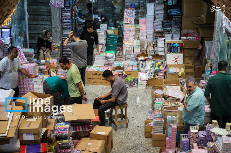 عکس/ بازار نوشت افزار در آستانه آغاز سال تحصیلی