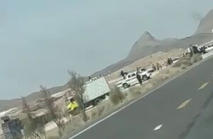 تصاویری از محل حادثه تروریستی در جاده خاش به زاهدان
