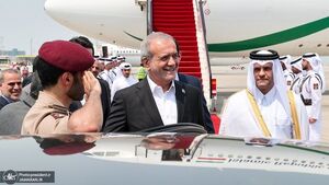 قربانی کردن پزشکیان در طمع عوامفریبی/ کروبی رهبر و نماد اصلاحات بود!