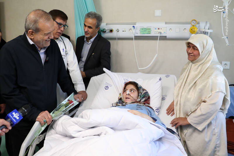 عکس / آیین افتتاح ساختمان جدید بیمارستان فیاضبخش با حضور پزشکیان 7