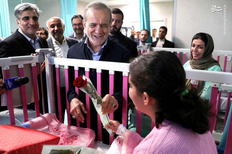 عکس / آیین افتتاح ساختمان جدید بیمارستان فیاضبخش با حضور پزشکیان 6