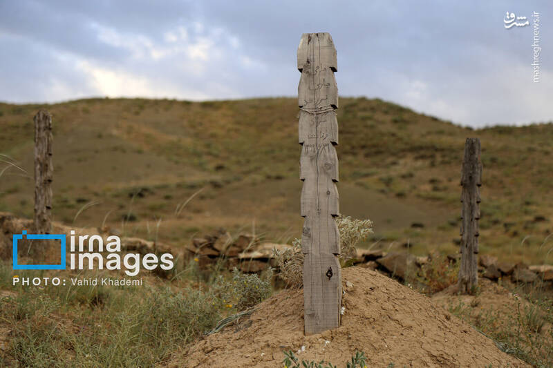 عکس / قبرستان چوبی «باغلق» 21