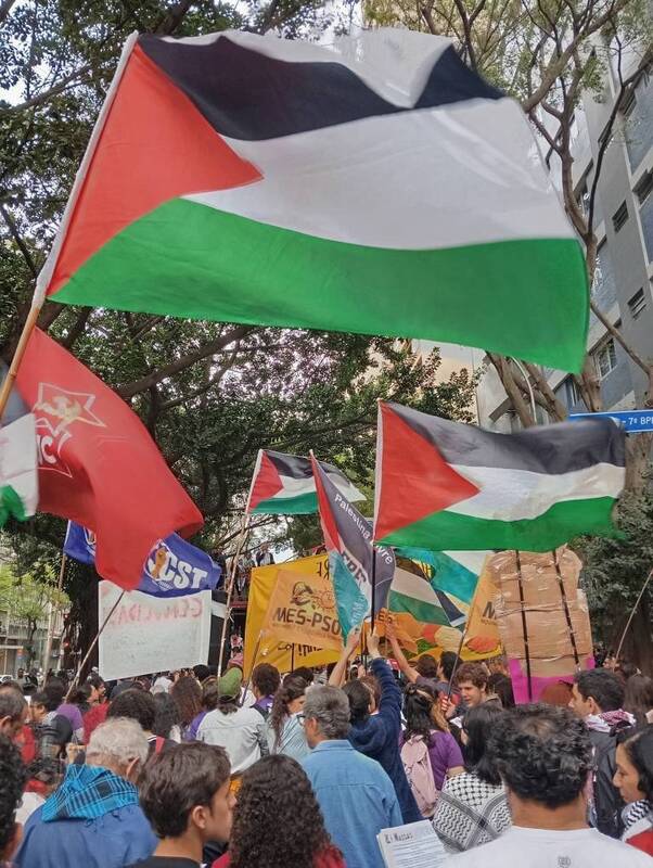 برگزاری تظاهرات گسترده در برزیل در حمایت از کاروان «صمود» + فیلم و عکس