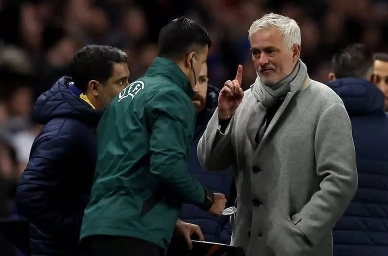 اتحاد دوباره؛ آیا مورینیو میتواند بنفیکا را نجات دهد؟ 2