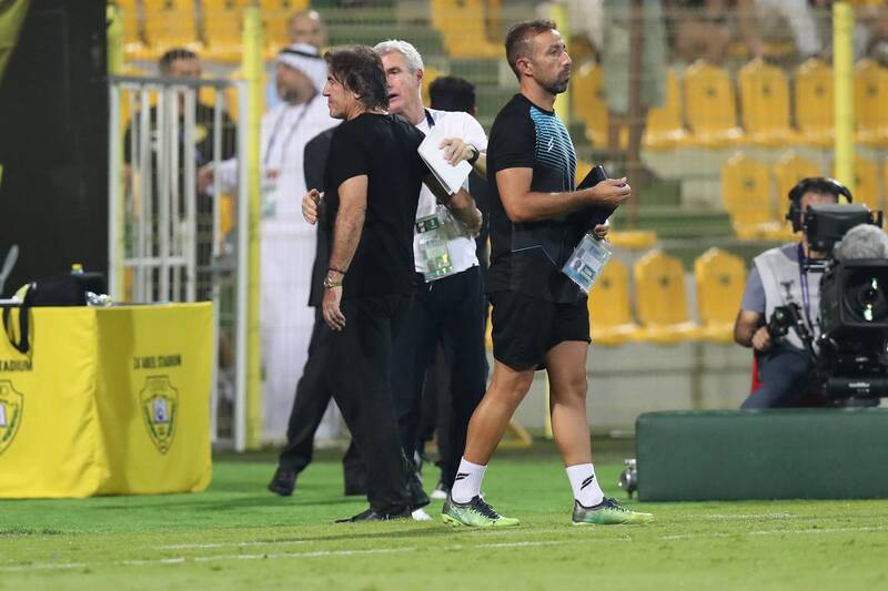 حجت کریمی: با تاجرنیا مناظره میکنم/ساپینتو مربی خیلی بزرگی نیست