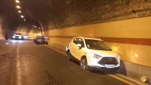 مصدومیت 8 نفر بر اثر تصادف زنجیره‌ای در محور فیروزکوه به تهران