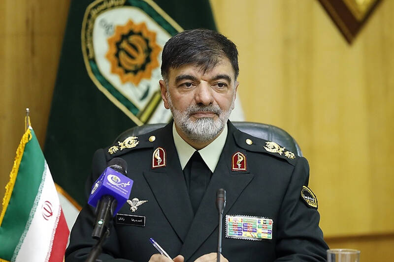 پليس،كشور،انتظامي،فرمانده،رادان،جنگ،اجتماعي،سردار،تاكيد،استا ...
