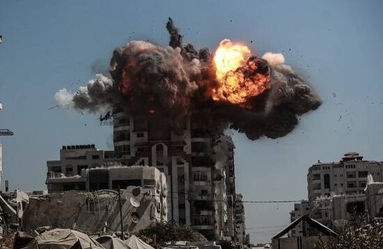 از وضعیت نابسامان مردم غزه تا ابهام در رابطه با آینده توافق آتشبس/ رهبر حماس: سلاحهایمان را فقط به دولت آینده غزه تحویل خواهیم داد/ اعتراف تحلیلگر اسرائیلی: پیشبینیهای ما درباره حماس اشتباه بود