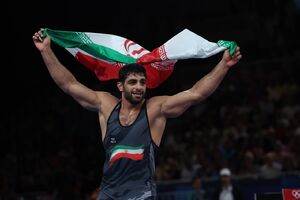 هادی ساروی با شکست روسیه سومین طلای ایران را کسب کرد + فیلم