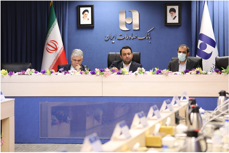 هجدهمین نشست شورای عالی مدیران بانک صادرات ایران برگزار شد/ محسن سیفی: استراتژی ۱۴۰۴، حفظ و ارتقای جایگاه بانک صادرات ایران در نظام بانکی است