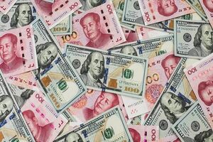 دستگیری فعال غیرمجاز ارزی در میدان صادقیه با کشف 40 میلیارد ریال ارز