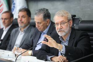 لاریجانی: ایران آماده مذاکره عاقلانه است لاریجانی: مطالبات غرب غیرقابلقبول است؛ اگر پیشنهاد معقول ارائه شود، میپذیریم