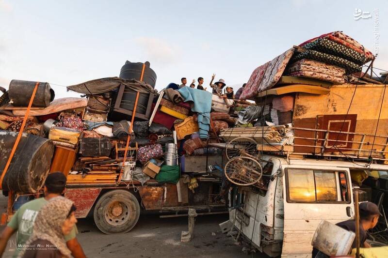 عکس/ آوارگی اجباری فلسطینیان در غزه زیر آتش سنگین صهیونیستها