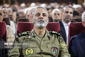سرلشکر موسوی: سربازان، زینت کشور و ضامن اقتدار ایران اسلامی هستند