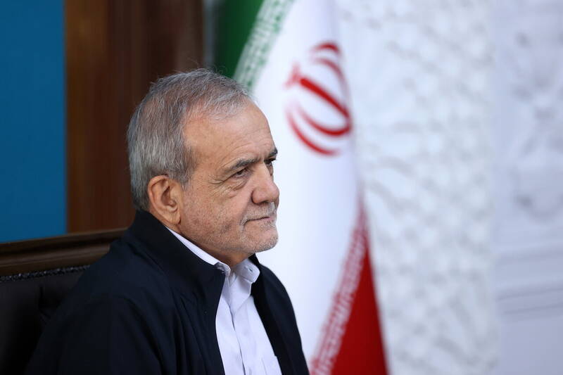 مذاكره،ايران،سفر،آمريكا،پزشكيان،اختلاف،روزنامه،تيتر،طيف،جمهو ...