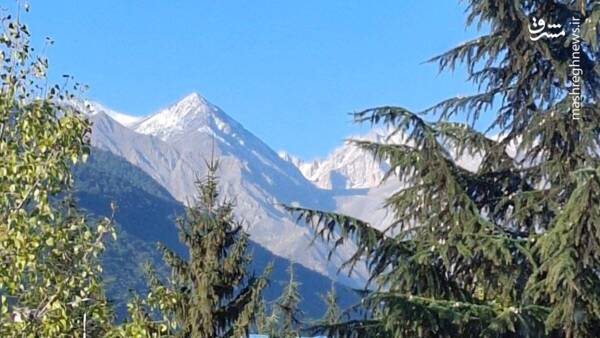 عکس/ اولین برف پاییزی، علم‌کوه را سفیدپوش کرد