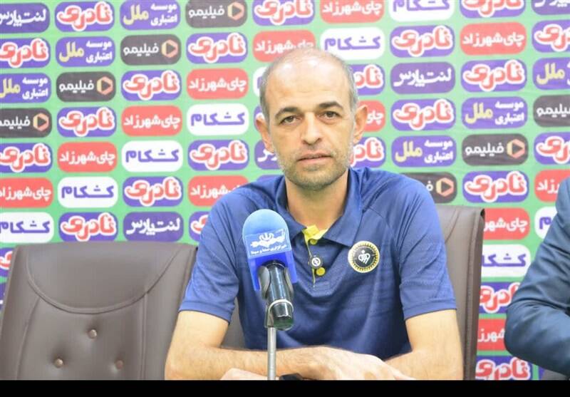 تيم،بازي،سپاهان،بازيكنان،دست،سرمربي،خيبر،نويدكيا،فوتبال،آيند ...