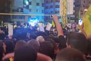 فیلم/ تجمع لبنانی‌ها در مقتل شهید سید حسن نصرالله