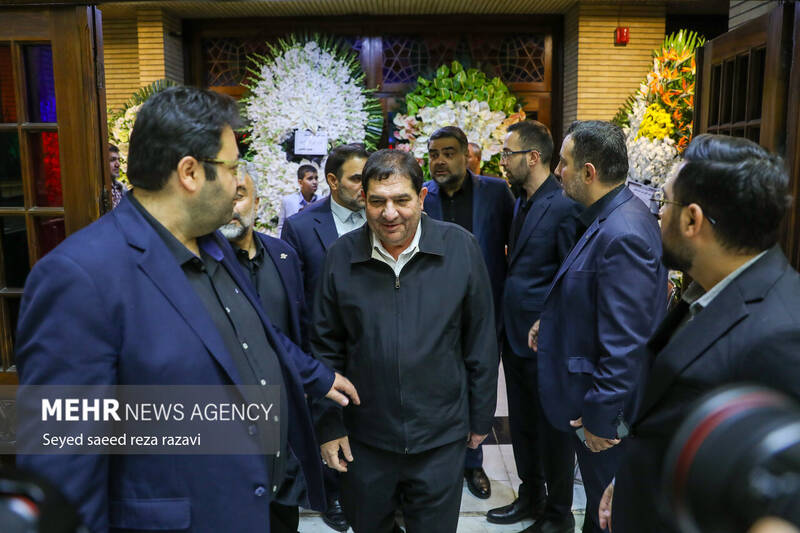 عکس/ مراسم ترحیم مادر «غلامعلی حداد عادل»