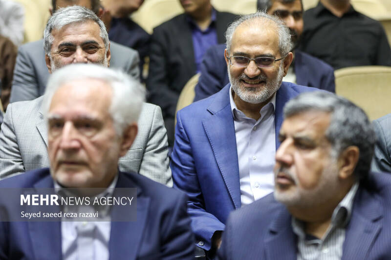 عکس/ مراسم ترحیم مادر «غلامعلی حداد عادل»