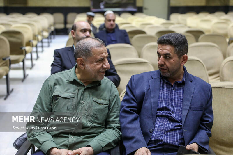 عکس/ مراسم ترحیم مادر «غلامعلی حداد عادل»