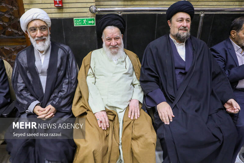 عکس/ مراسم ترحیم مادر «غلامعلی حداد عادل»