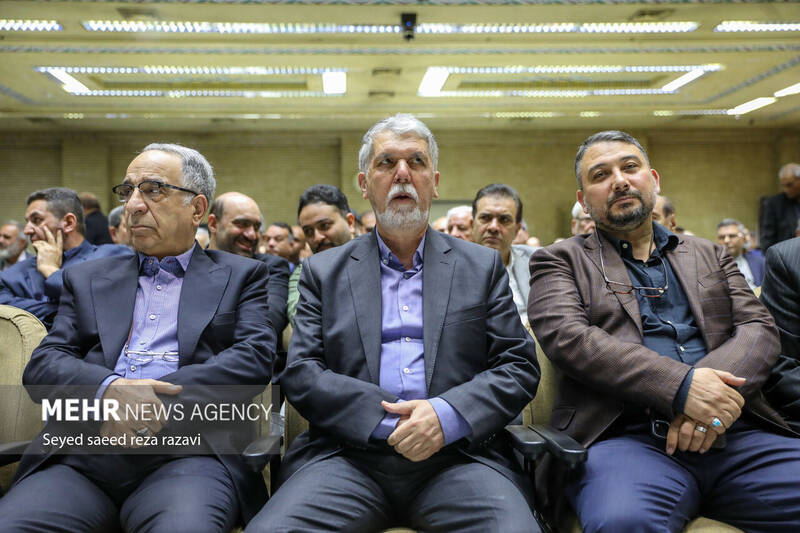 عکس/ مراسم ترحیم مادر «غلامعلی حداد عادل»