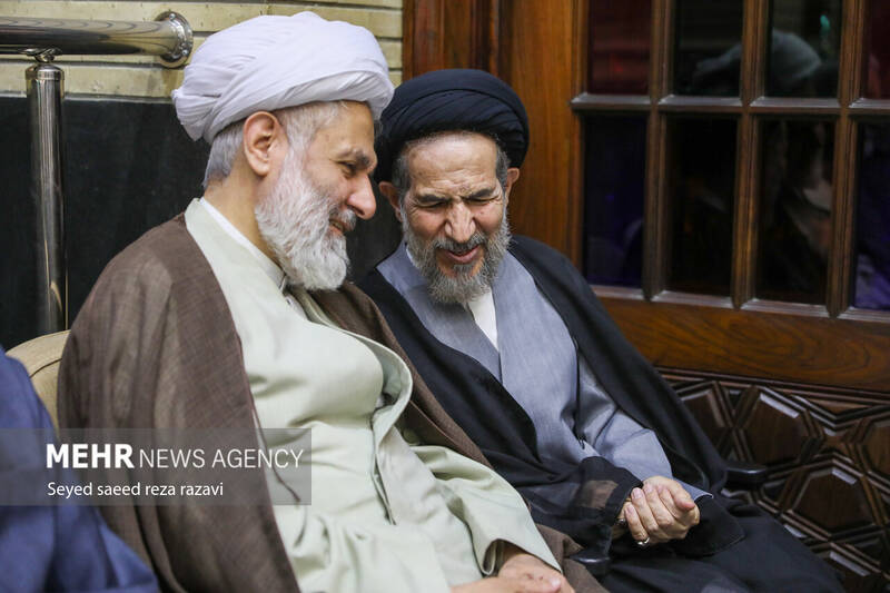 عکس/ مراسم ترحیم مادر «غلامعلی حداد عادل»