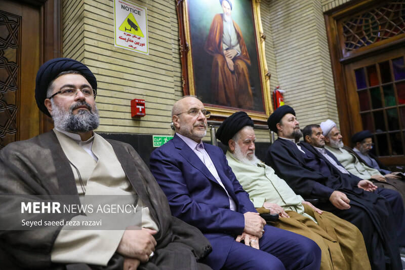 عکس/ مراسم ترحیم مادر «غلامعلی حداد عادل»