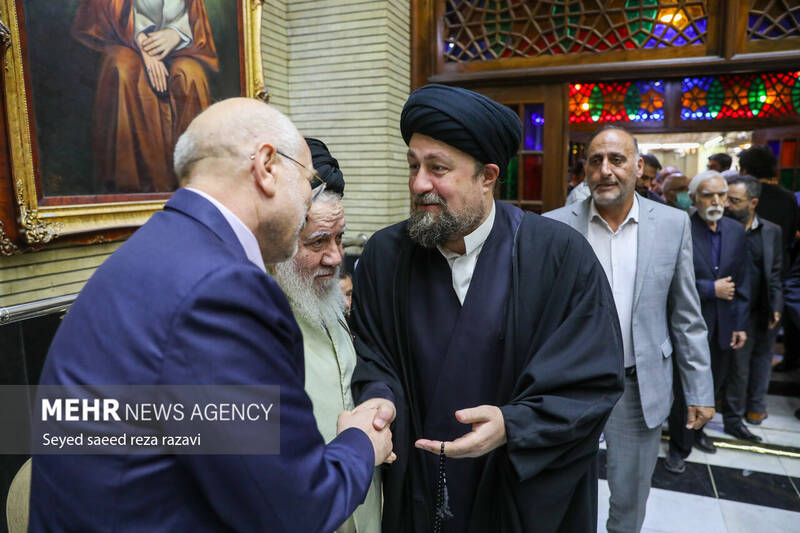 عکس/ مراسم ترحیم مادر «غلامعلی حداد عادل»