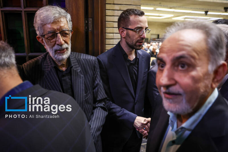 عکس/ مراسم ترحیم مادر «غلامعلی حداد عادل»