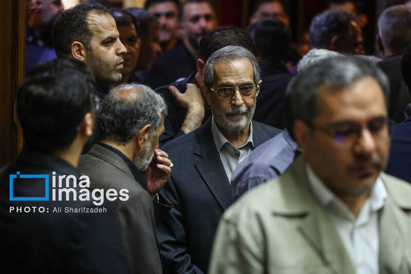 عکس/ مراسم ترحیم مادر «غلامعلی حداد عادل»